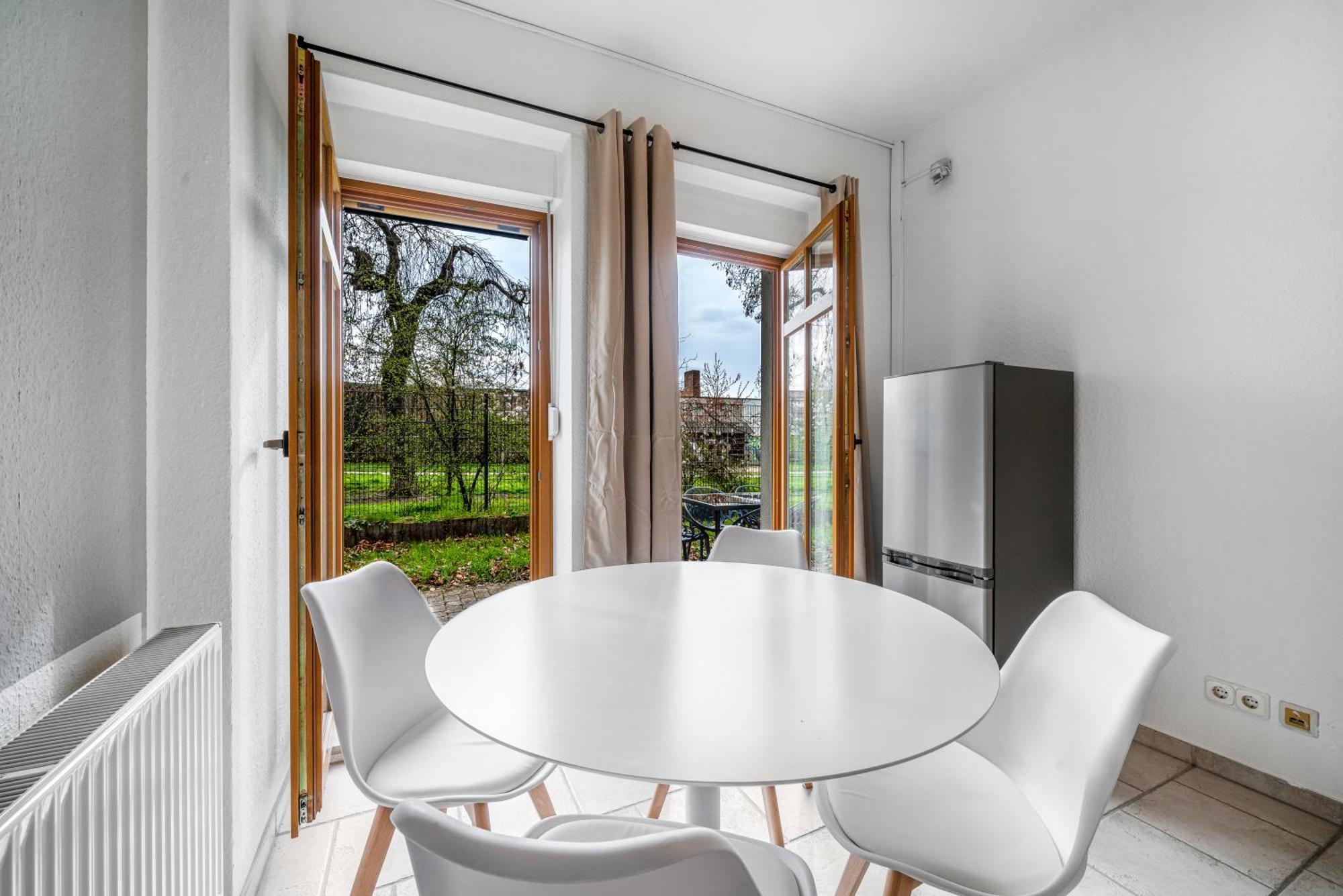 Lehastays - Apartments Buckau 16A I Kueche I Smart Tv Mit Netflix I Toller Innenhof マクデブルク エクステリア 写真